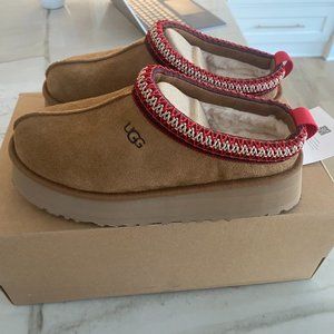 Authentic Chestnut UGG Tazz High Platform Winter Slippers Size 7